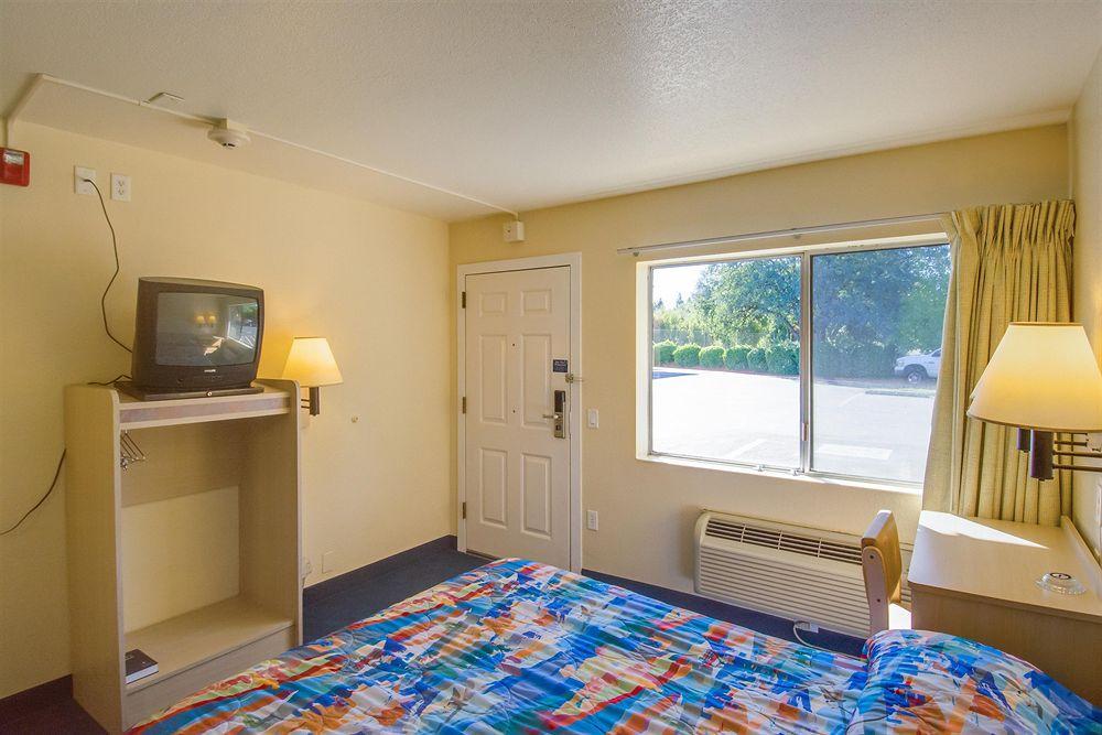 Motel 6-Redding, Ca - Central Extérieur photo