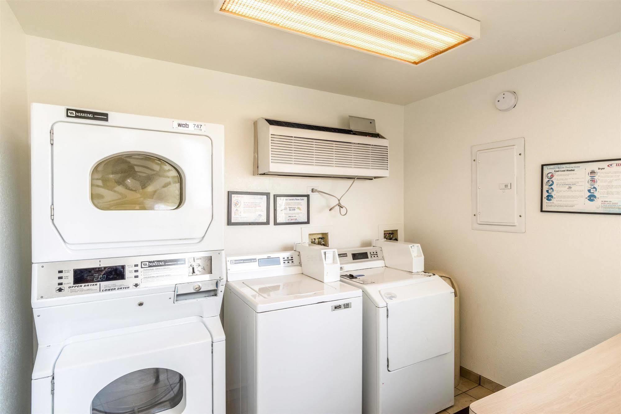 Motel 6-Redding, Ca - Central Extérieur photo